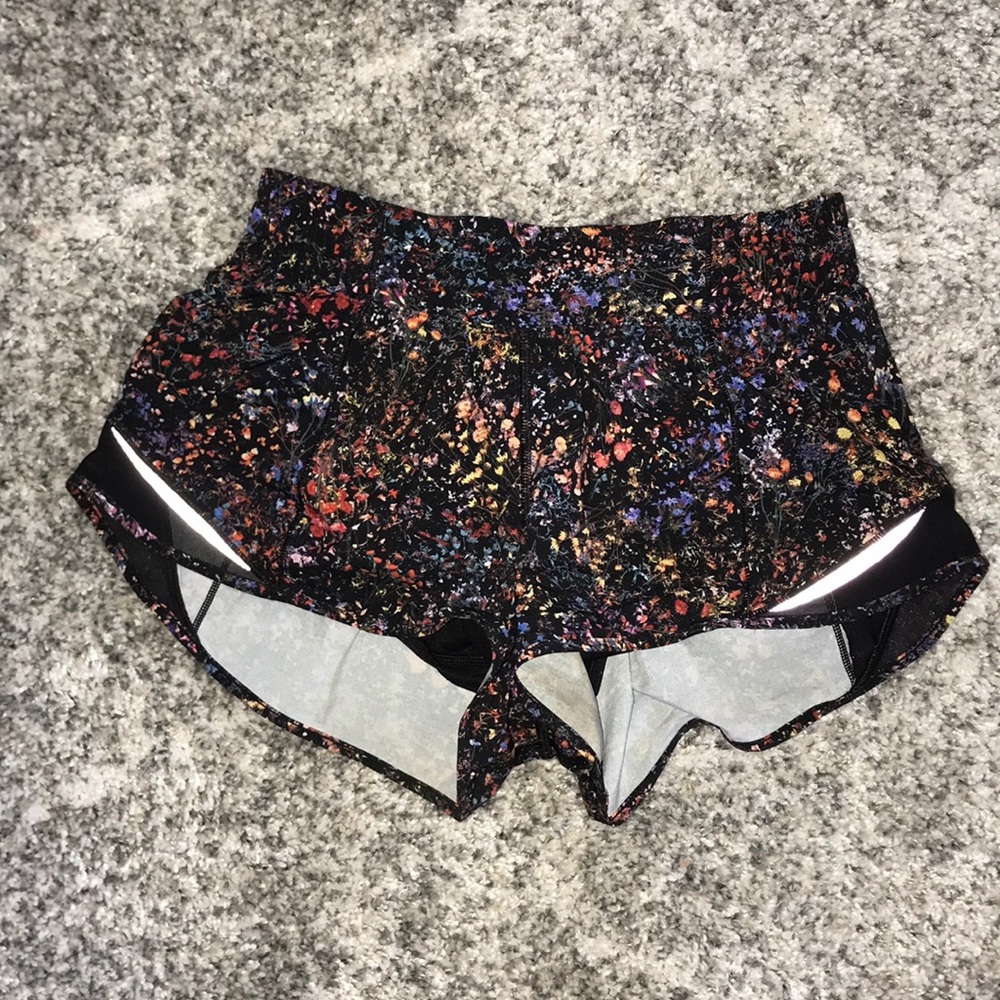 Lulu Lemon Hotty Hot Short